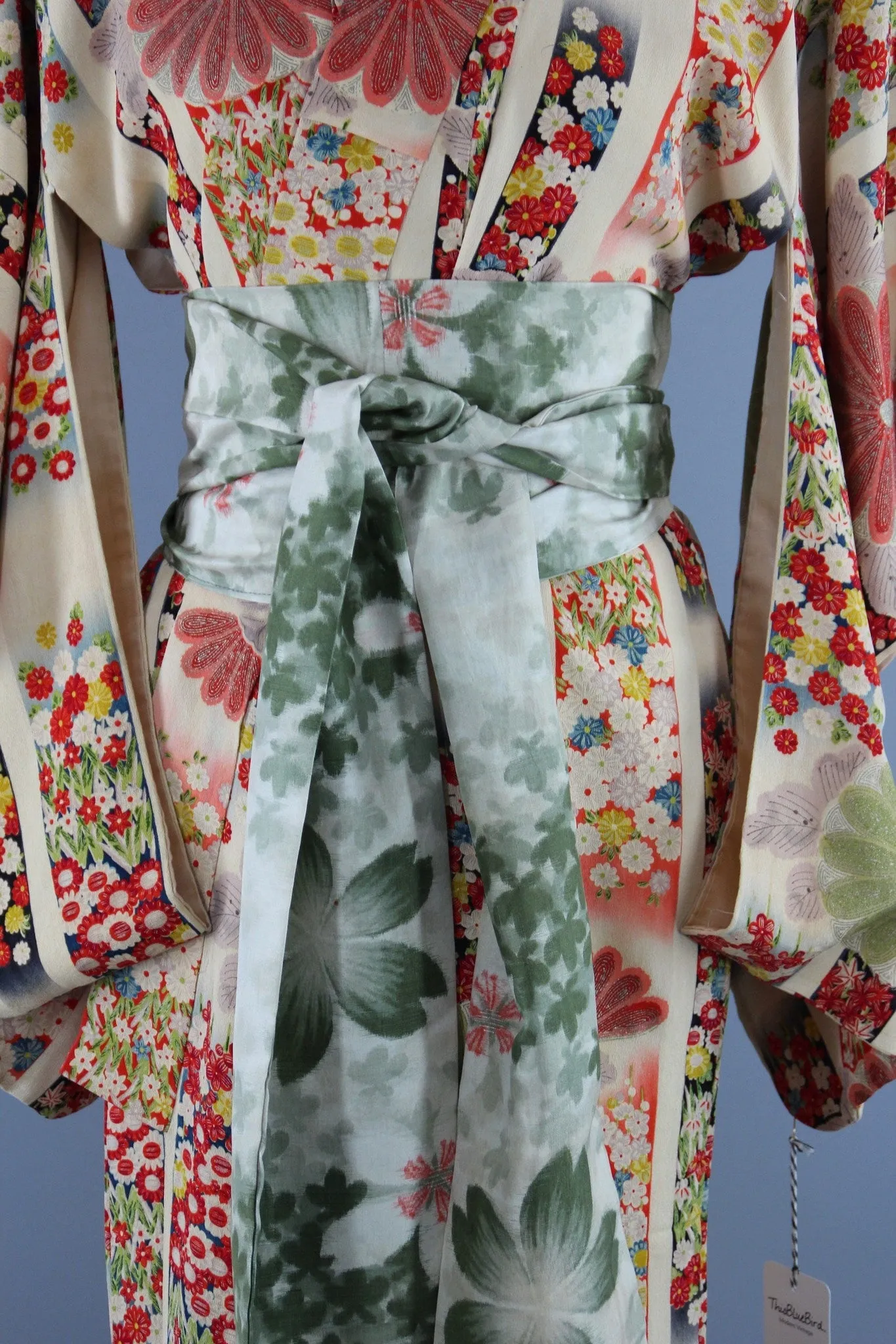 1940s Vintage Silk Kimono Robe / Ivory Red Floral Print