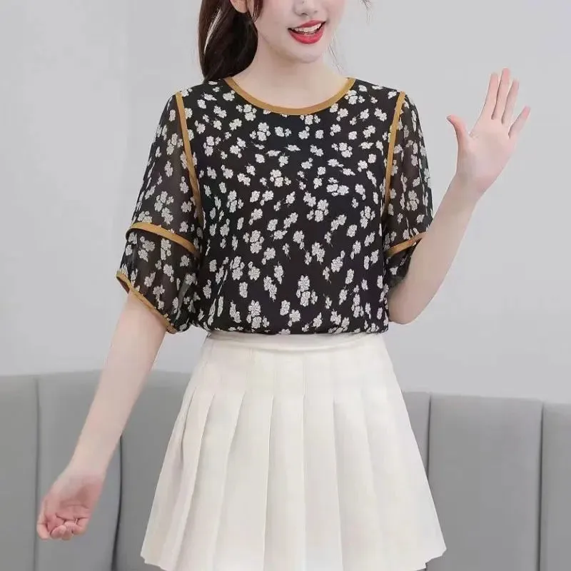 Casual Broken Short Sleeve Basic Printed Blouse